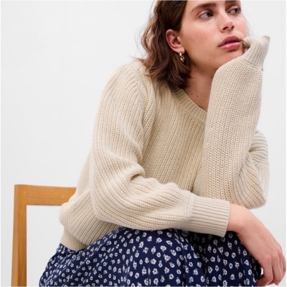 Gap Classic Cotton Chino Crewneck Sweater in Ivory Cream - Picture 1 of 10